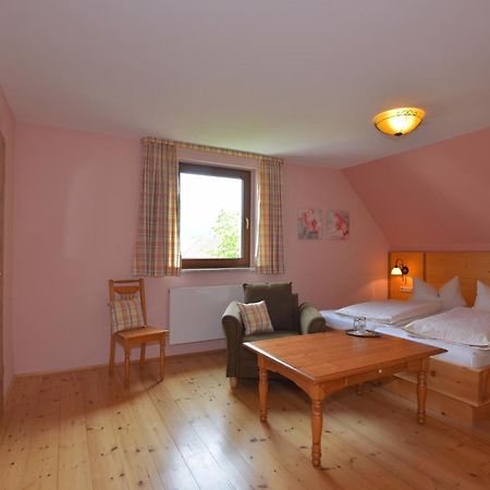 Landhotel Zur Pferdetraenke Schleid Ngoại thất bức ảnh