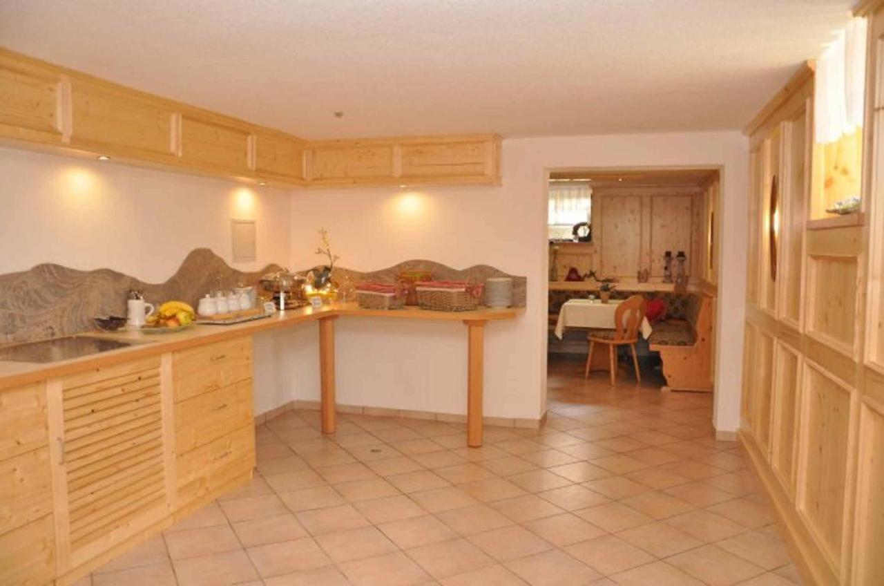 Landhotel Zur Pferdetraenke Schleid Ngoại thất bức ảnh